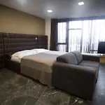 4 Smart Hotel