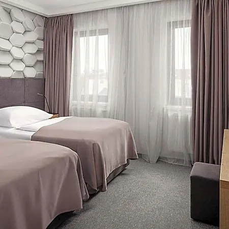 Otel 4 Smart 3*