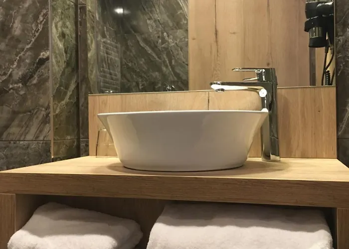 4 Smart Hotel